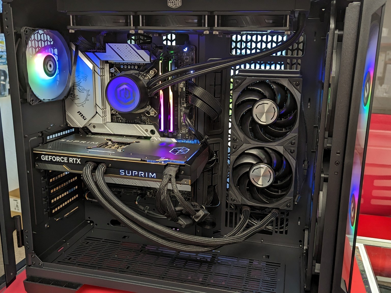 Custom Gaming PC Build - RGB Lighting